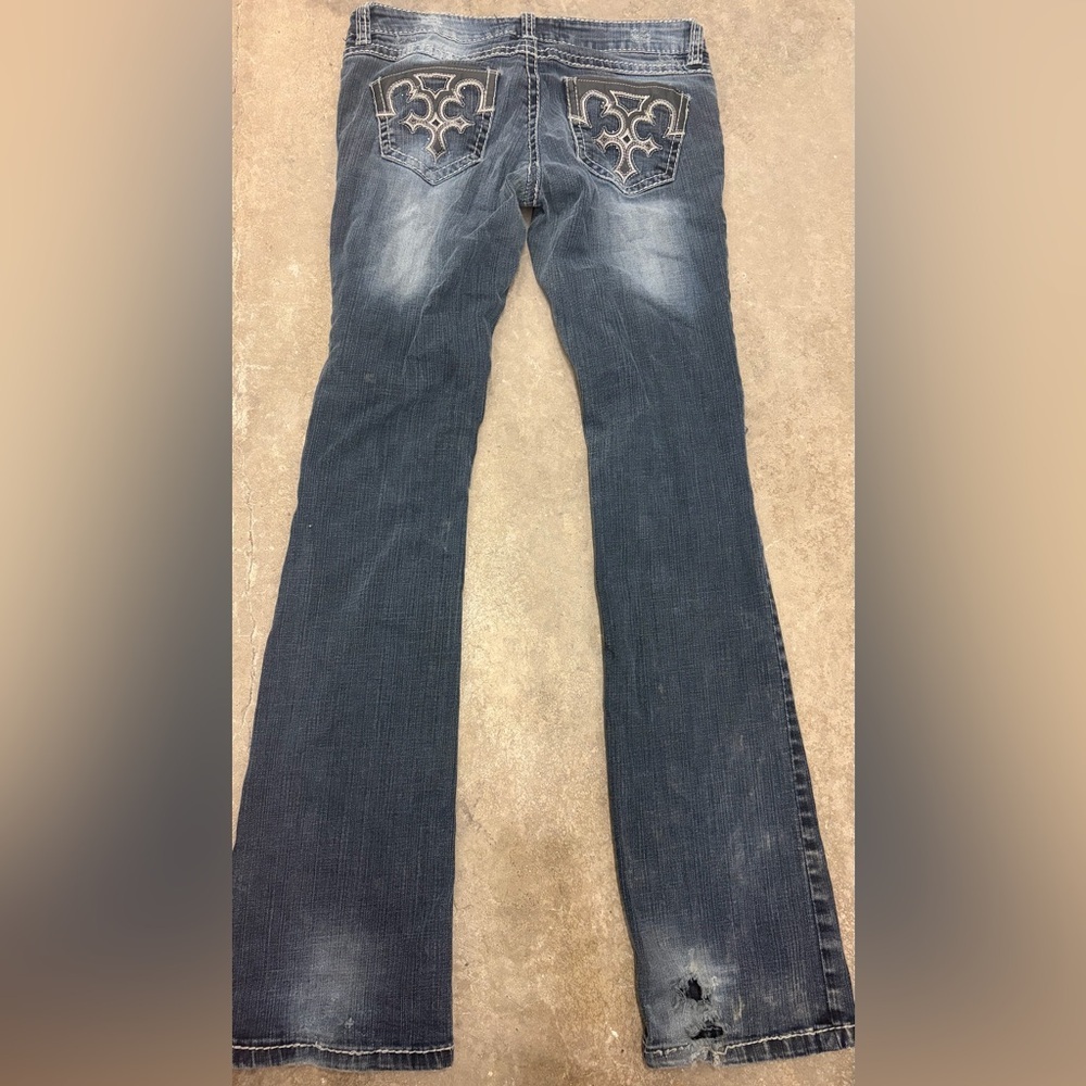 Vintage Y2K Tokyo flare low rise embroidered back‎ pocket jeans